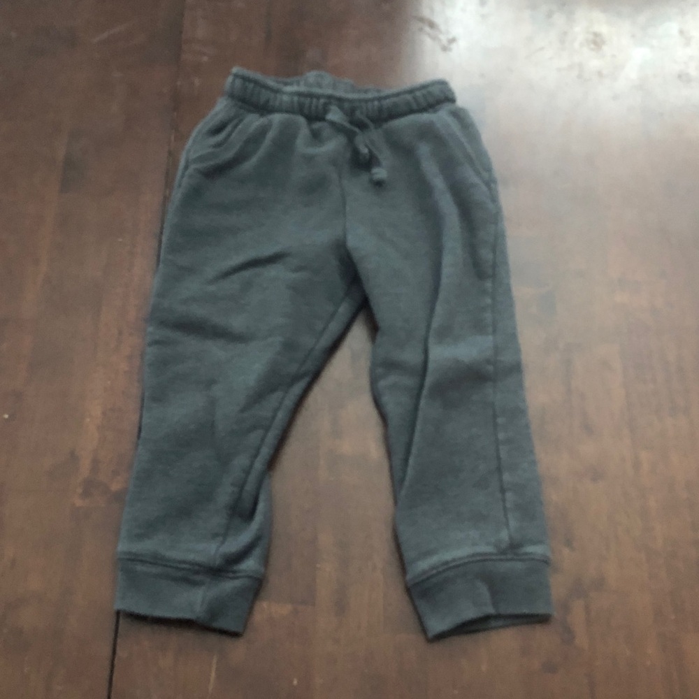 🧡 Cat & Jack 3T Boys Fleece Joggers